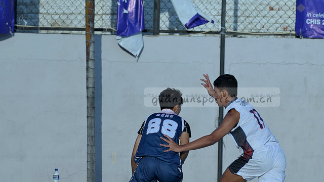 步骤展示从输入到输出